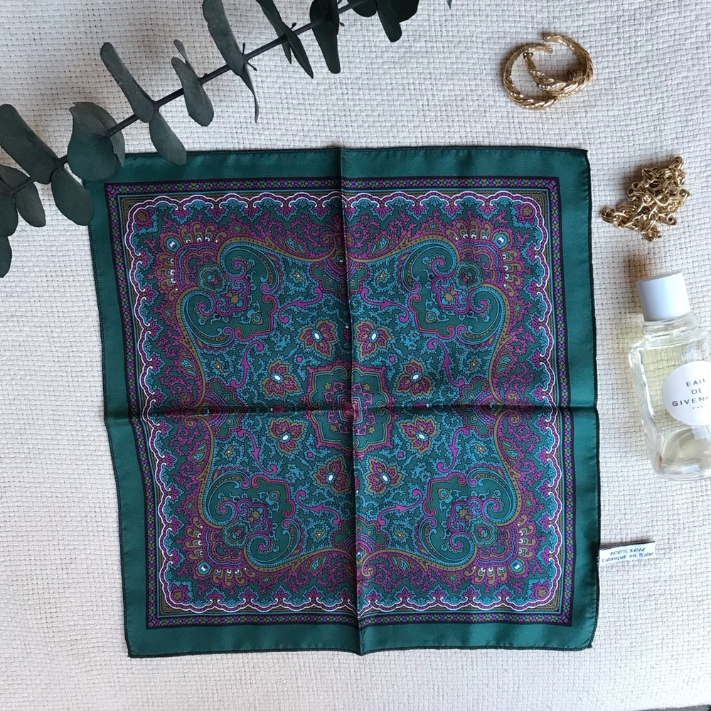 Silk square vintage paisley green & purple unisex scarf - Made in Italy